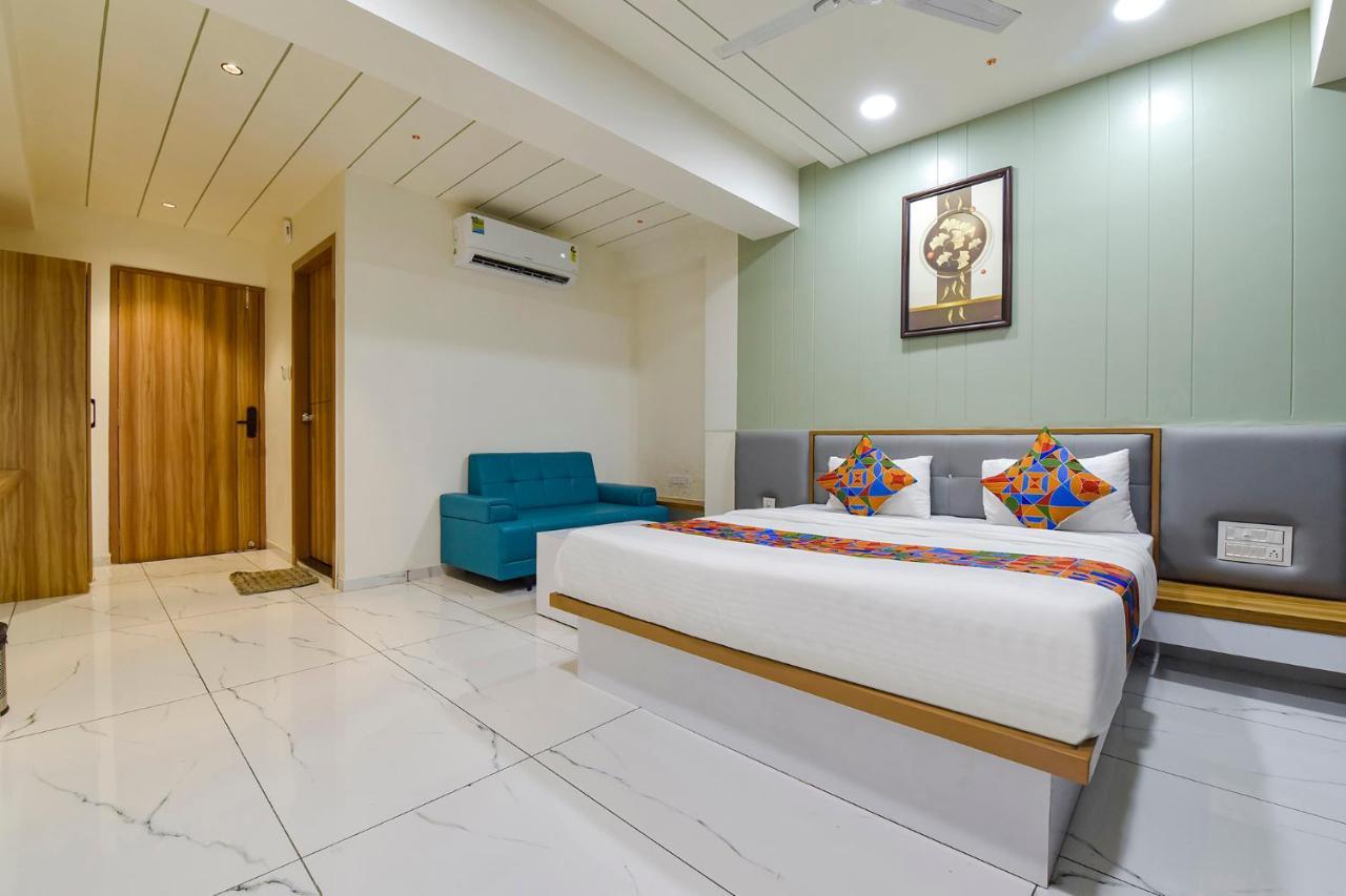 Fabhotel Bliss Ahmedabad Exterior foto