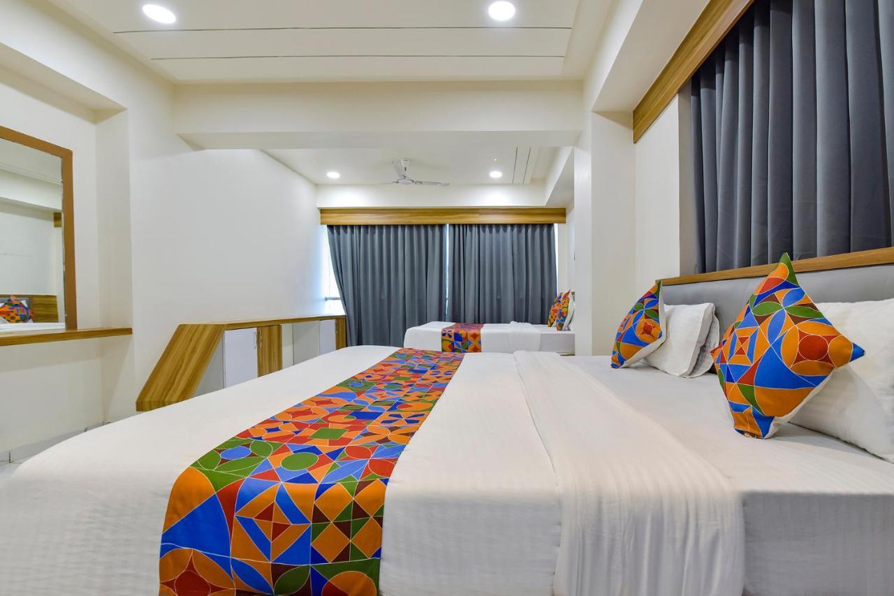 Fabhotel Bliss Ahmedabad Exterior foto